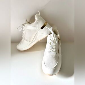 Anjoufemme Women's High Heel Wedge Sneakers White/Off White Sz 9.5 New with Tags